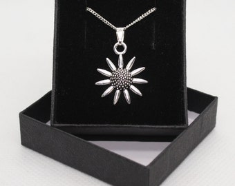 Sunflower / Daisy / flower - Sterling Silver curb chain necklace with Tibetan Silver pendant charm