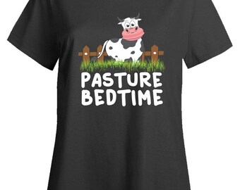 Lustige, weihe Schlafplätze Cute Heifer Cow Farm Pun Design For Farmers-Ladies T-Shirt