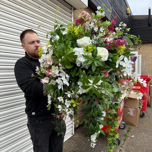 extra large hanging flower basket for outside
