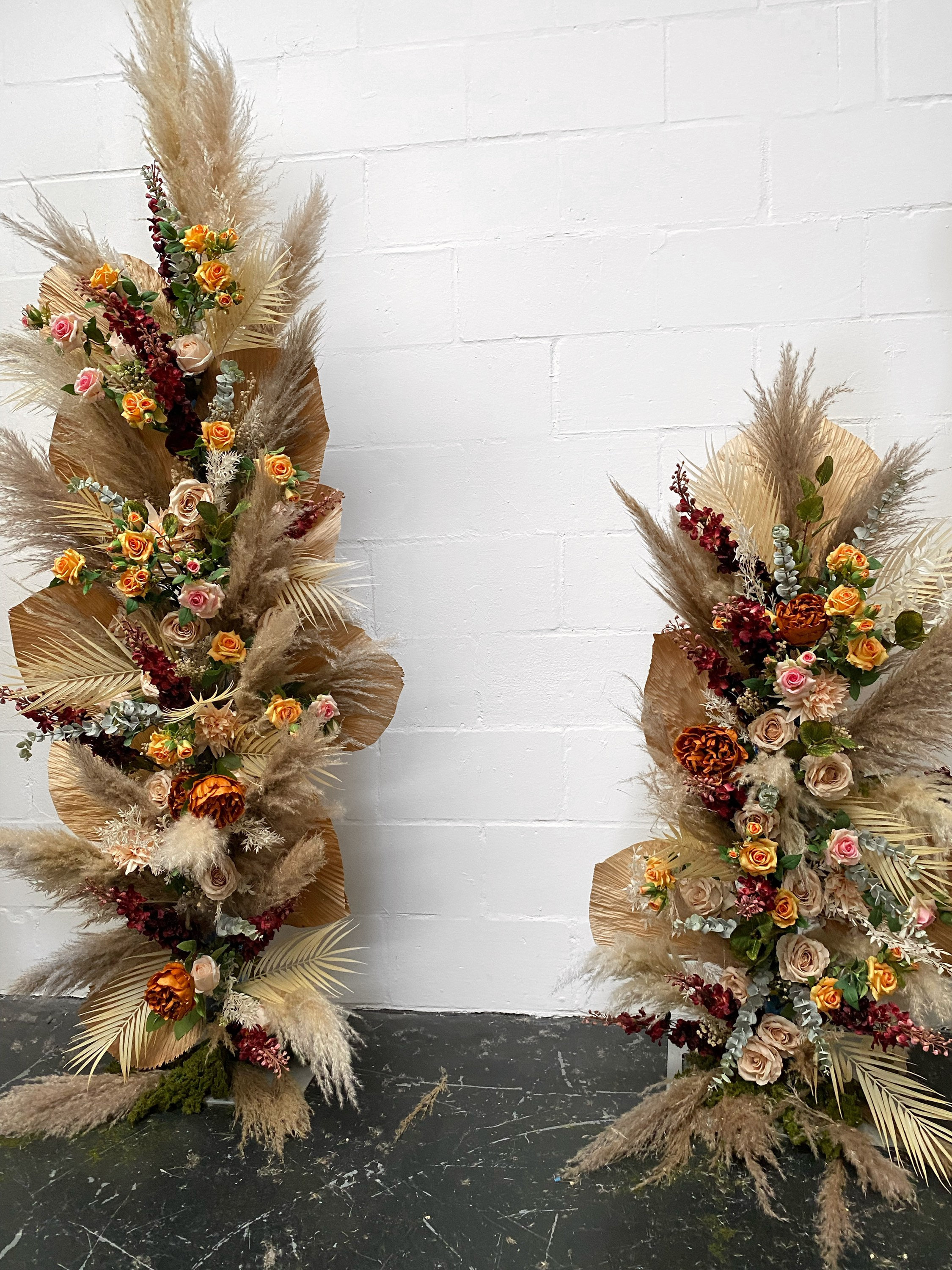 Boho Set Arrangement, Free Standing Boho Large Palm Flower Set, Wedding Backdrop, Pampas Backdrop Arrangement Set