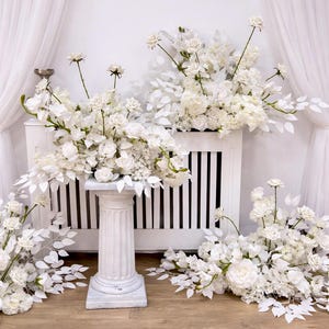 White Artificial Wedding Aisle Flower Arrangement: Modern Floral Centerpiece