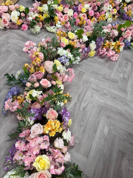 Helle Blumengirlande, Glyzinienblumengirlande, rosa Blumenhintergrund, knstliche  Blumengirlande, Pastellhintergrund, rosa Blumenbeweis - Etsy.de