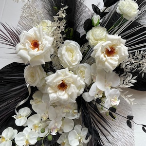 Black and White Boho Pampas arch swag, Black Pampas arrangement, boho wedding arch, dry flowers arch, neutral boho arch, wedding arch swag