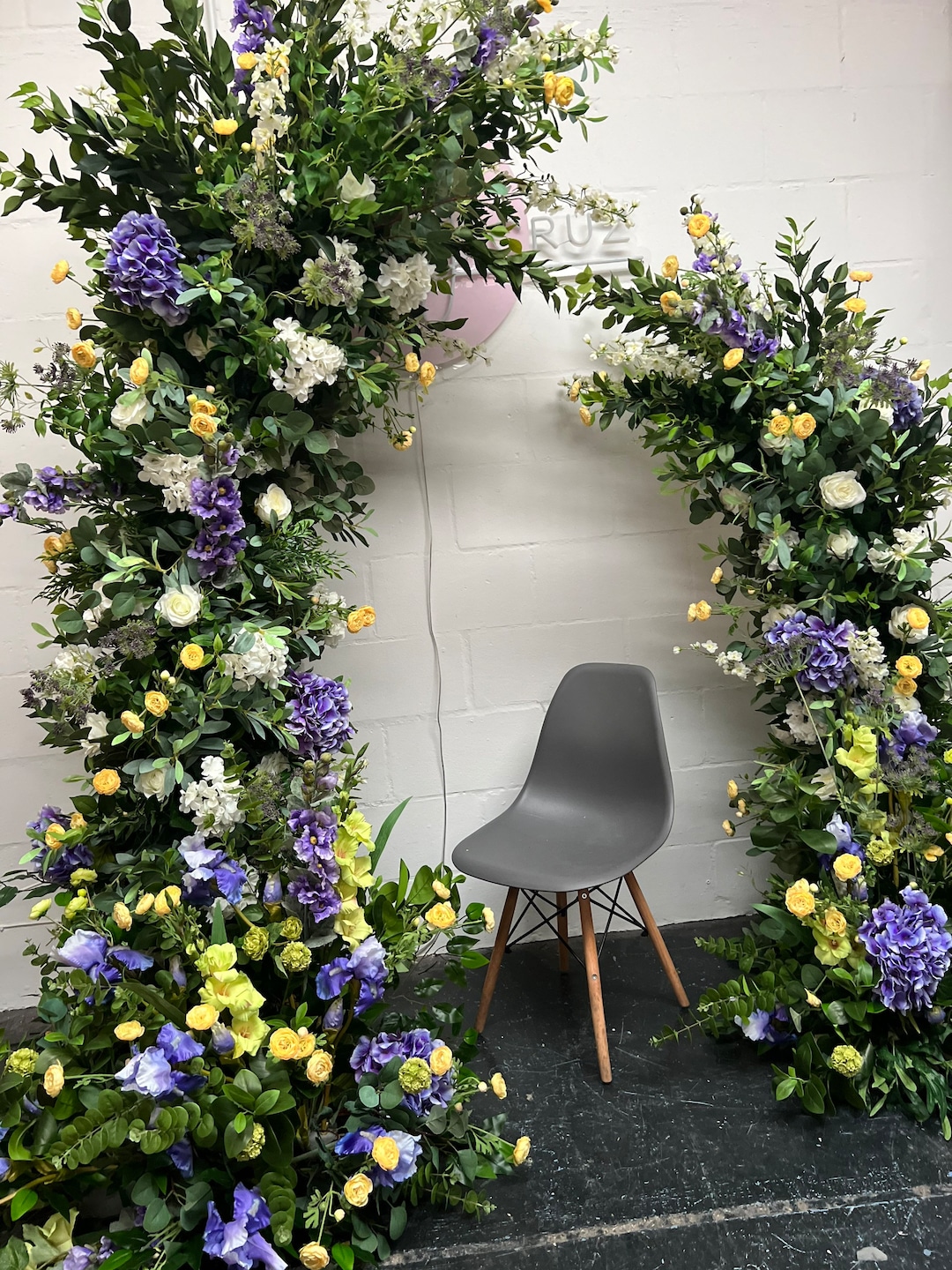 Lilac Wedding Pillars, Wedding Flower Columns, Wedding Flower Pillar, Free Standing Flower