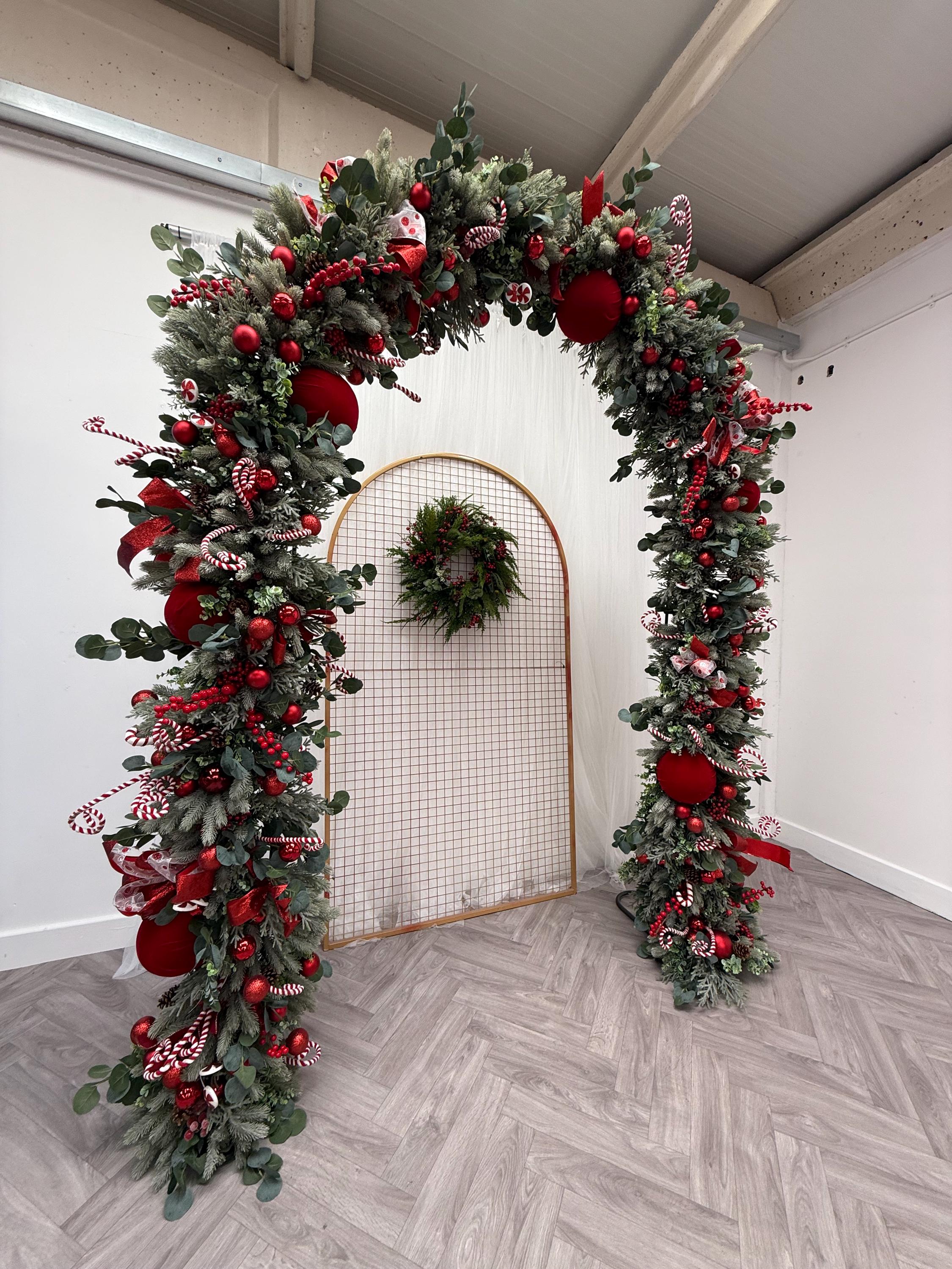 Chrstmas Wreath Sash, Boxwood Wreath Sash, Embrodered Sash, Door