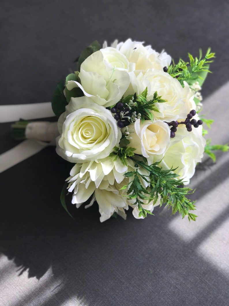Wedding bouquet Floral bouquet Bridal bouquet Flower bouquet Ivory bouquet Bridesmaid bouquet Bride bouquet Silk flowers