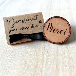 Wooden pocket hug Simplement pour vous dire... merci with gift wrapping. Positivity token, lucky charm, comforting, thanks