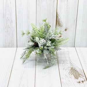 Christmas Centerpiece-Table Centerpiece-Farmhouse Christmas Centerpiece-Christmas Arrangement-Christmas Decor-Winter Centerpiece