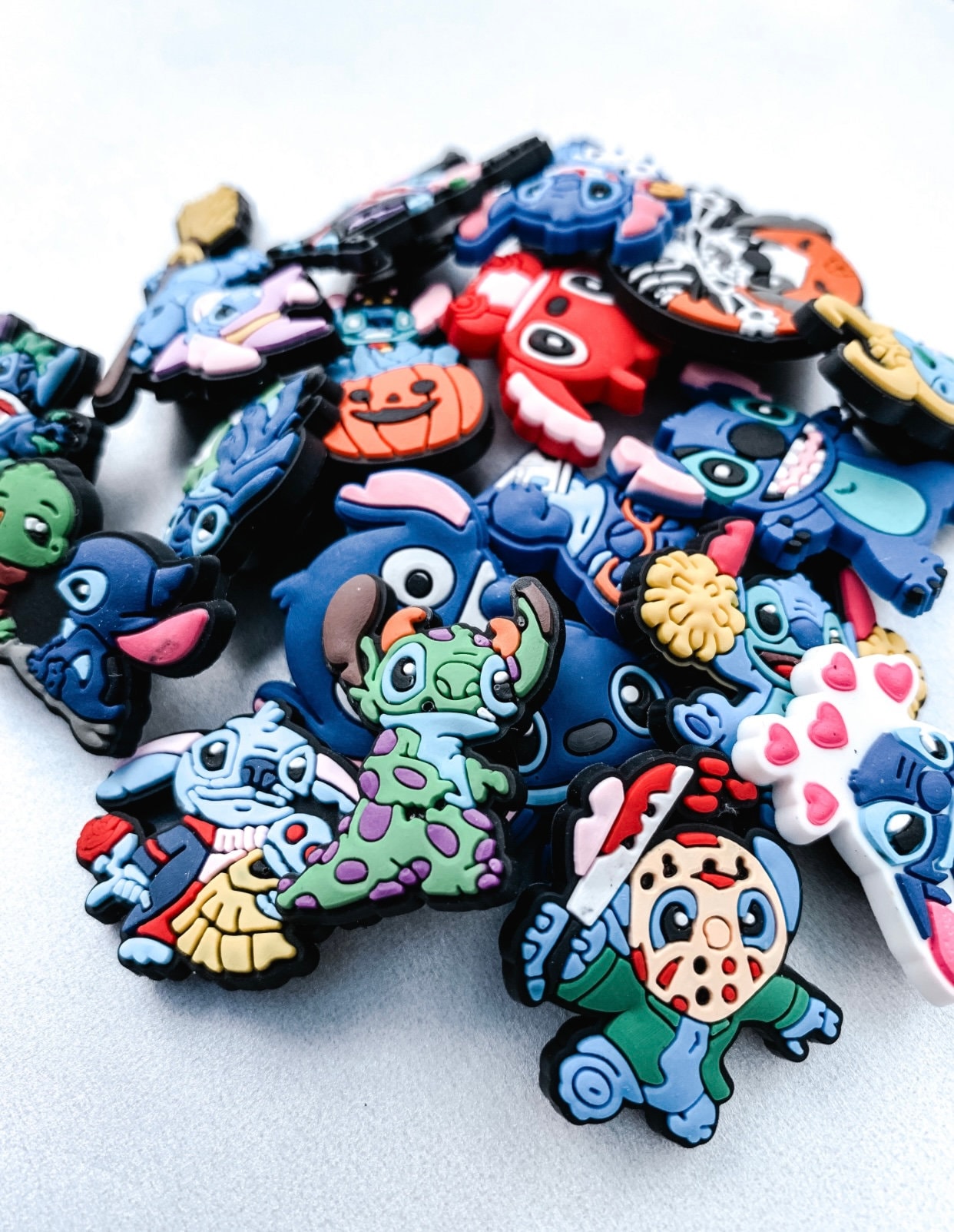 Stitch (Lilo & Stitch) Jibbitz by Crocs Pack of 8 Shoe Charms B*O Stitch (Lilo & Stitch) Jibbitz by Crocs Pack of 8 Shoe Charms B*O
