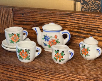 Vintage Miniature Porcelain Tea Set | Floral Dollhouse Tea Set | Mini Teapot Creamer Sugar Bowl Cups & Saucers | 7 Piece Set
