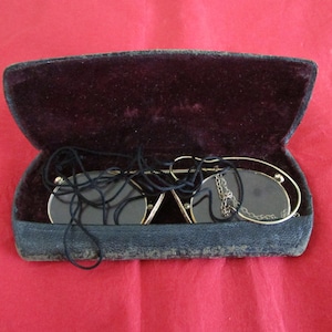 Antique Edwardian Gold Filled Pince-Nez Spectacles.