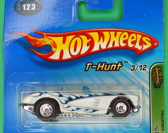Hot Wheels T-hunt 1958 Corvette 3/12 Short Card Mattel (3)