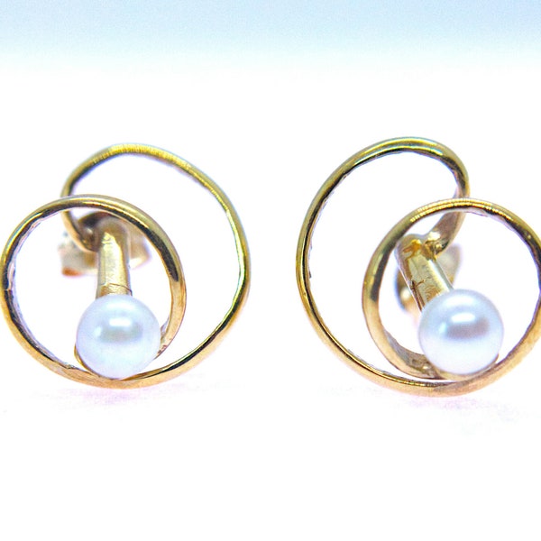 Vintage 9ct Gold Pearl Earrings