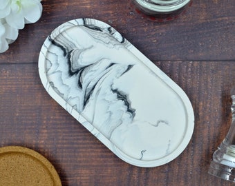 Trinket Tray in White and Black Marble Decor for Jewellery, Glasses, Coins, Keys, Jesmonite Stone Concrete Alternative