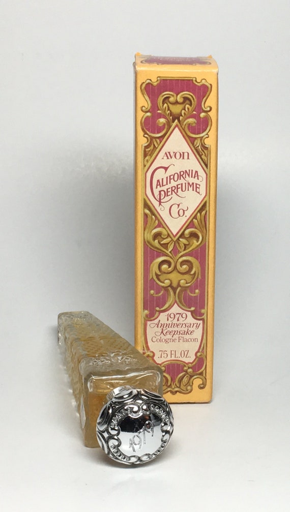 Avon California Perfume Co. 1979 2 Vintage Avon 1979 on lid California