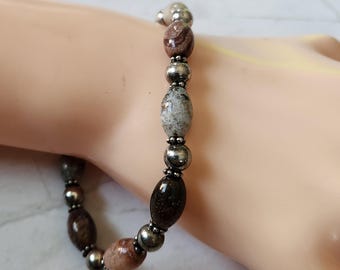 Vintage Sterling Silver Heart Toggle Closure Agate Beaded Bracelet- 8 Inch