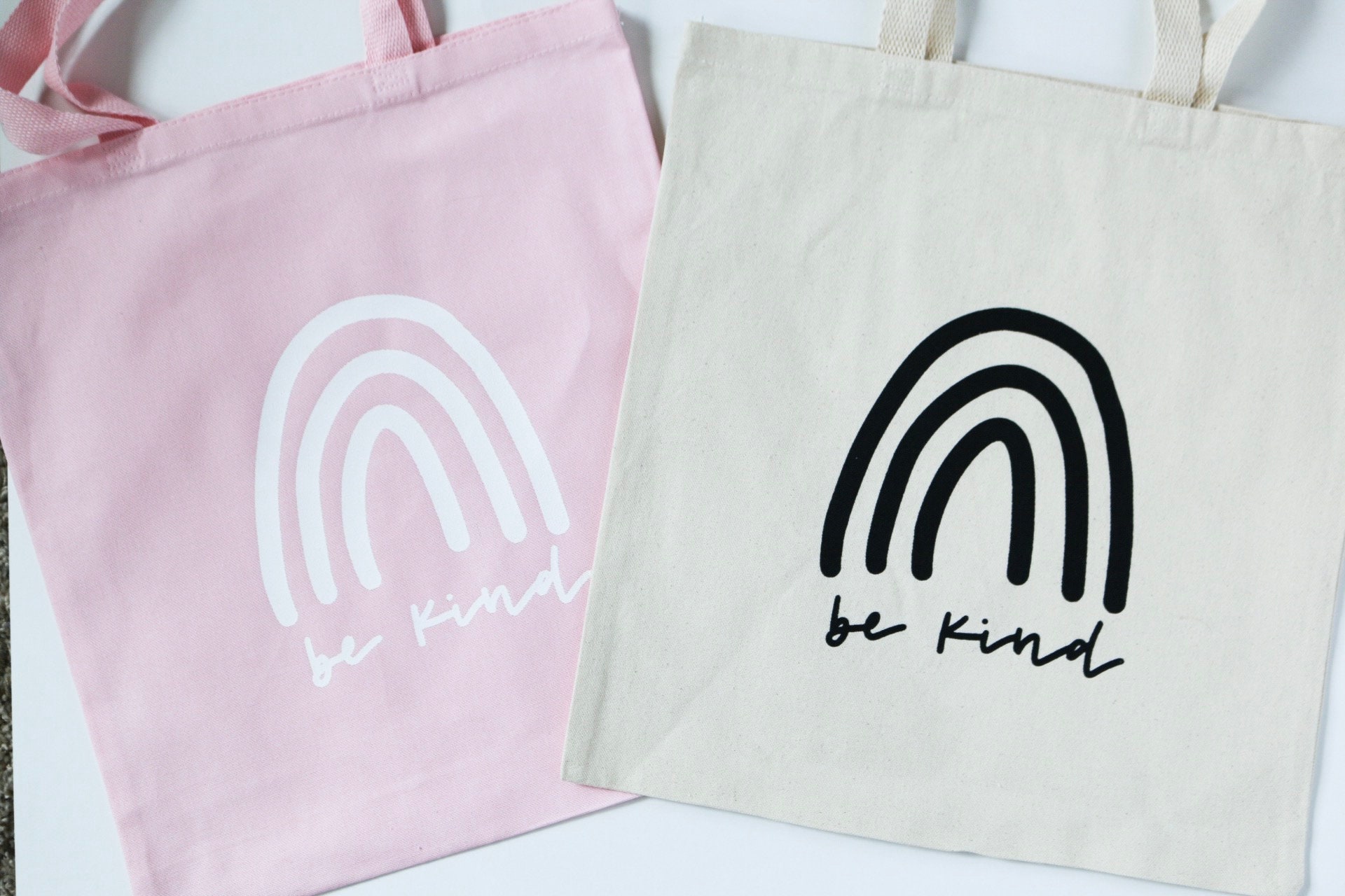 BE KIND - TOTE BAG main image 1