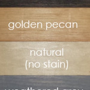 Puede incluir: Carta de colores de tinte para madera con ocho colores de tinte diferentes: espresso, kona, nogal, pacana dorada, natural (sin tinte), gris desgastado, negro pintado y blanco pintado.