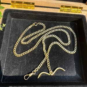 Cadena de reloj plana antigua de oro amarillo de 14 quilates, 59 gramos, 71 cm (28 pulgadas)