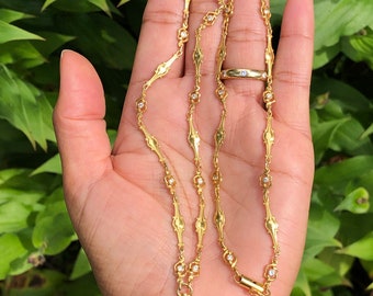 18K Yellow Gold Diamond Station Chain, Ornate Hourglass Links, Shepherds Hook, 20 diamonds,  25.5 grams, 25 inches. #NE1389