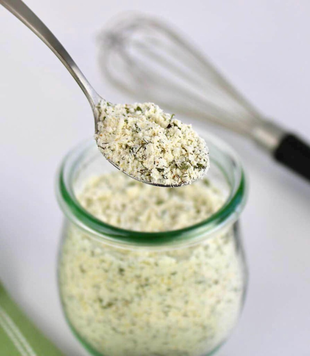 Ranch Dressing Seasoning Mix - Characteristic Creamy and Slightly