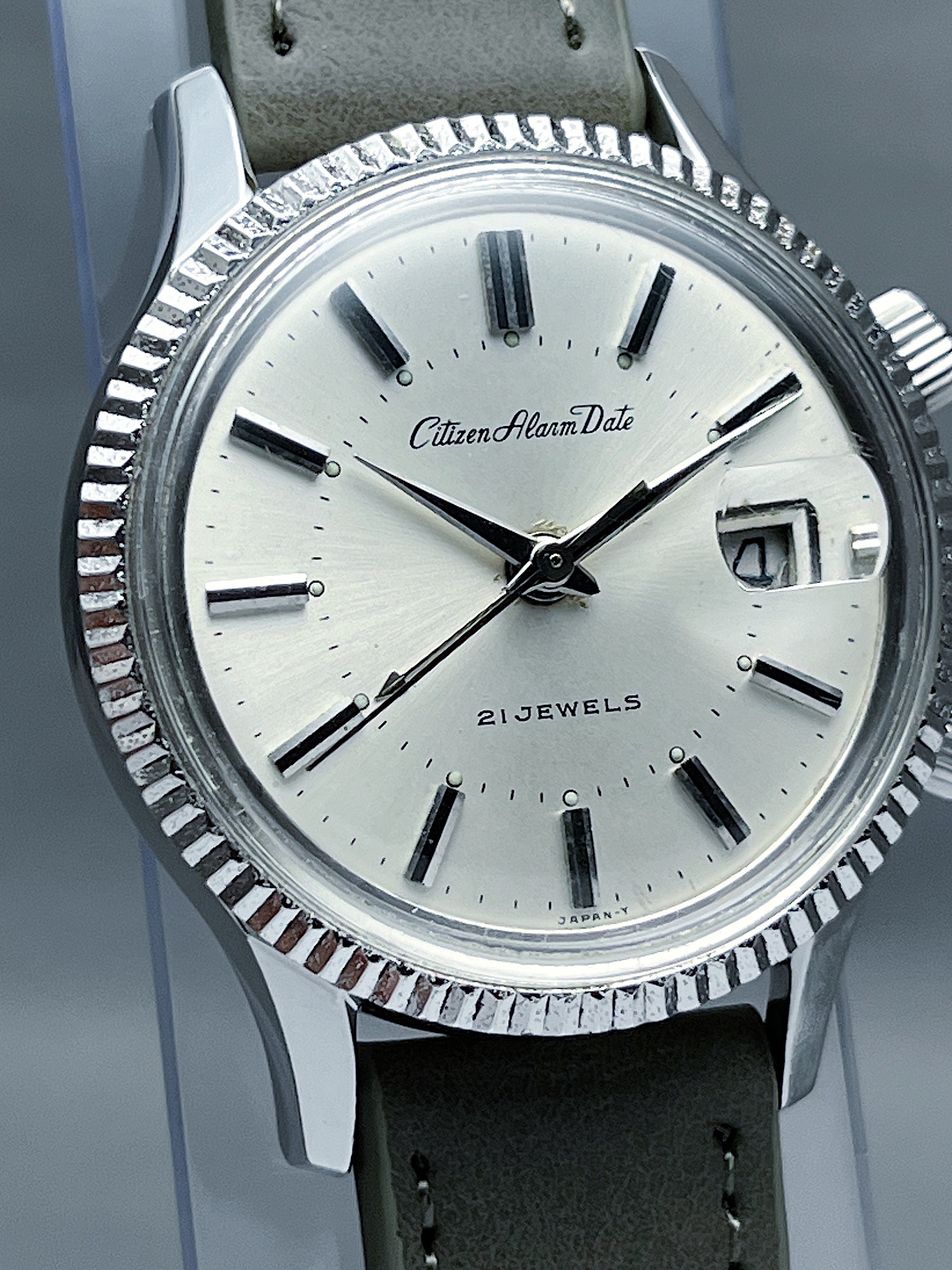 ジャンク CITIZEN ALARM DATE 手巻き腕時計 A3045 Antique Citizen Alarm Date 21 JEWEL 4 310098 Y Hand-wound