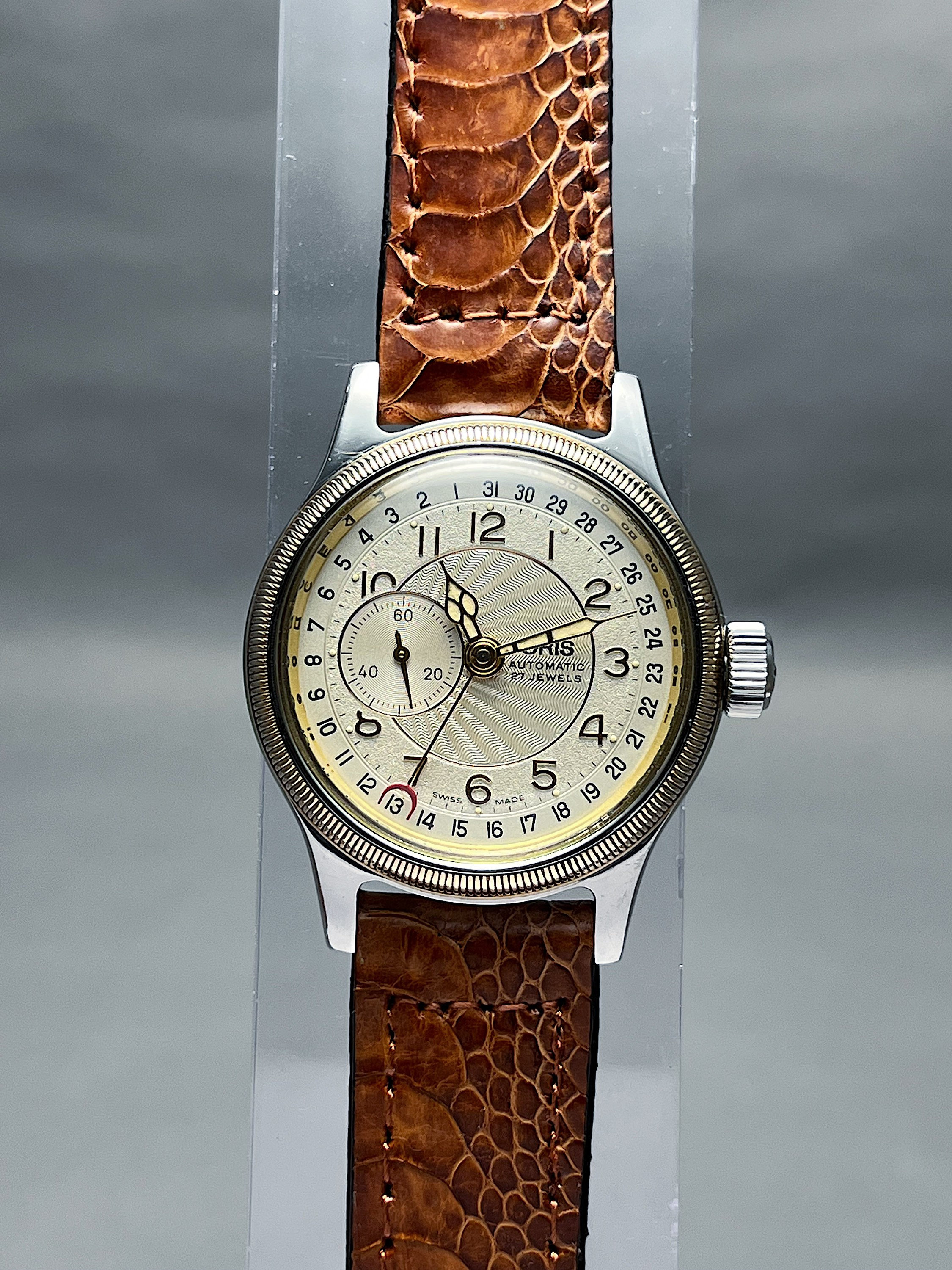 Vintage ORIS BIG Crown Reverse Pointer Date Small Second