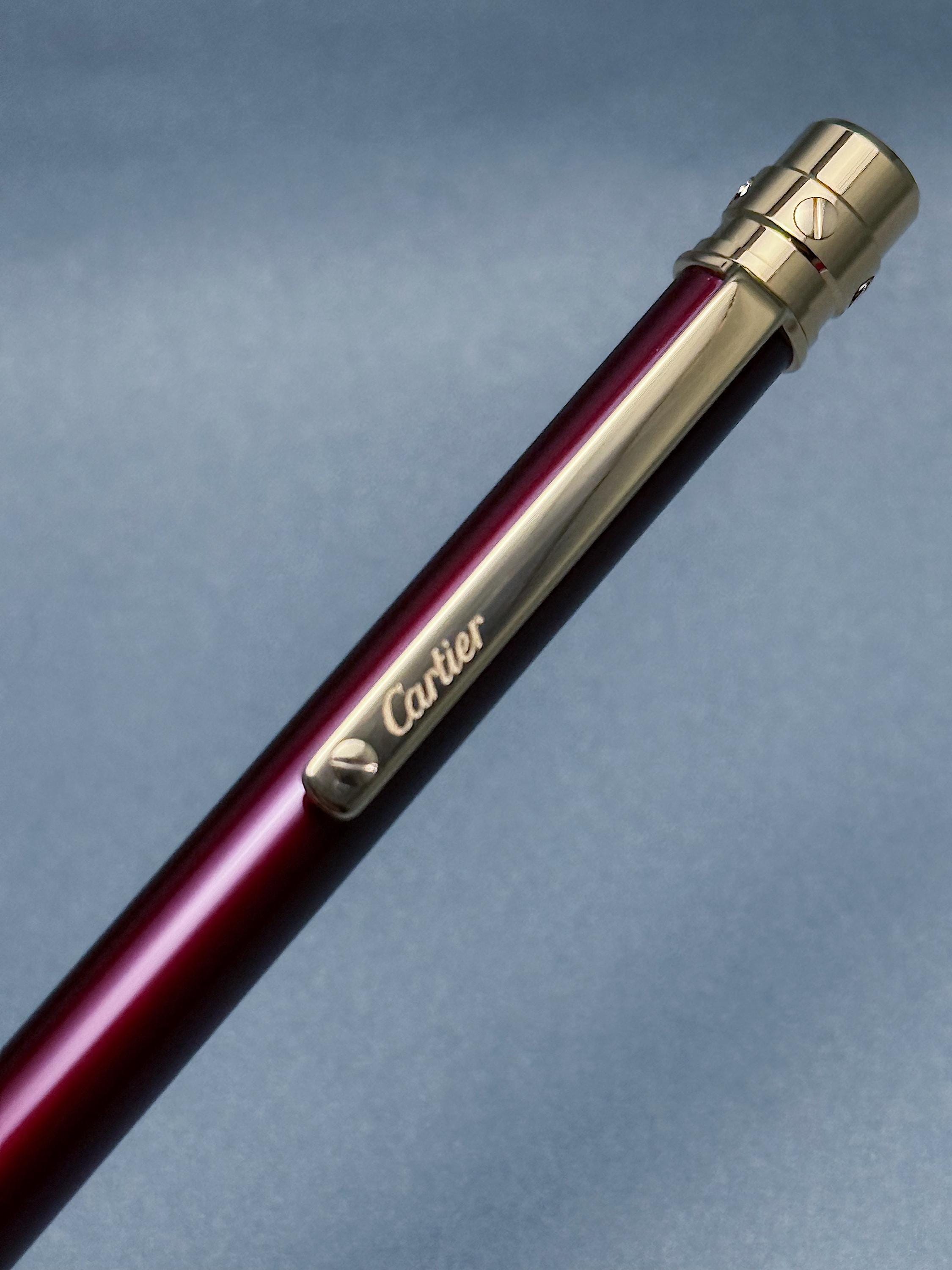 カルティエ サントス ボールペン – ボルドーラッカー＆ゴールドメッキ