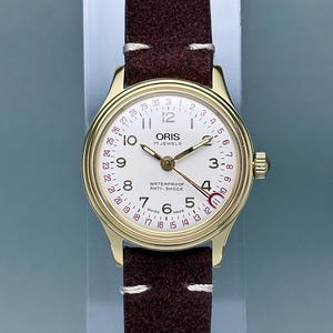 Vintage Oris Pointer Date 32 mm Ref. 302-7285 Champagne dial