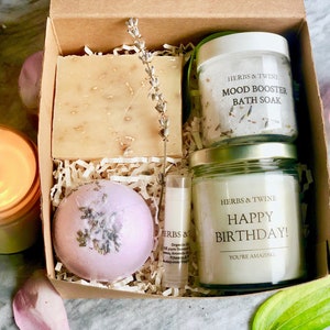 Birthday Gift, Gift Ideas, Happy Birthday Gift Box, Happy Birthday Gift Basket, Birthday Gifts Ideas, Birthday Gifts For Her, Birthday box