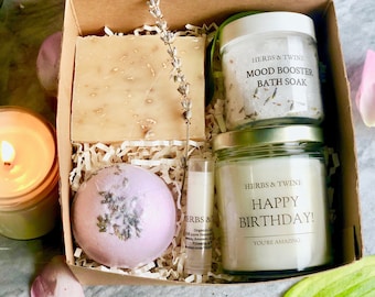 Birthday Gift, Gift Ideas, Happy Birthday Gift Box, Happy Birthday Gift Basket, Birthday Gifts Ideas, Birthday Gifts For Her, Birthday box