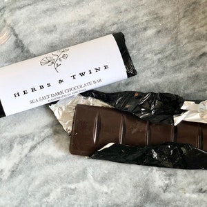 Handgemachte Bitterschokolade aus Meersalz