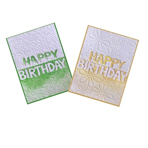 Könnte beinhalten: Zwei Grußkarten mit dem Text "Happy Birthday" in erhabenen Buchstaben. Die Karte links hat ein grünes und weißes Muster mit einem grünen Ombre-Effekt. Die Karte rechts hat ein weißes und goldenes Muster mit einem goldenen Ombre-Effekt.