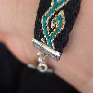 Armband brettchengewebt Bild 2