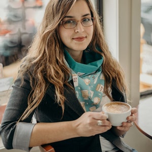 Coffee Addict Patchwork Infinity Scarf Turquoise blue, Beige and Brown Cotton Scarf with 2 buttons image 2