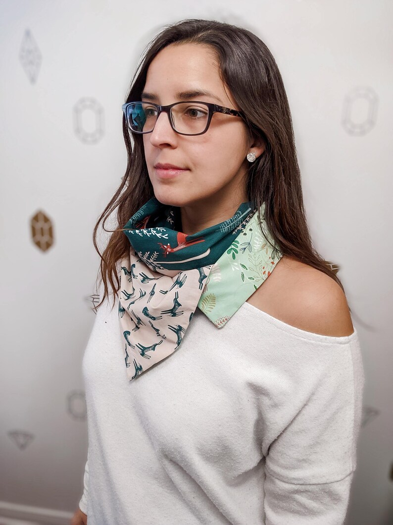 Bunny Patchwork Infinity Scarf, Beautiful floral fabrics with bunnies and deers, Green and beige 2 buttons scarf image 2