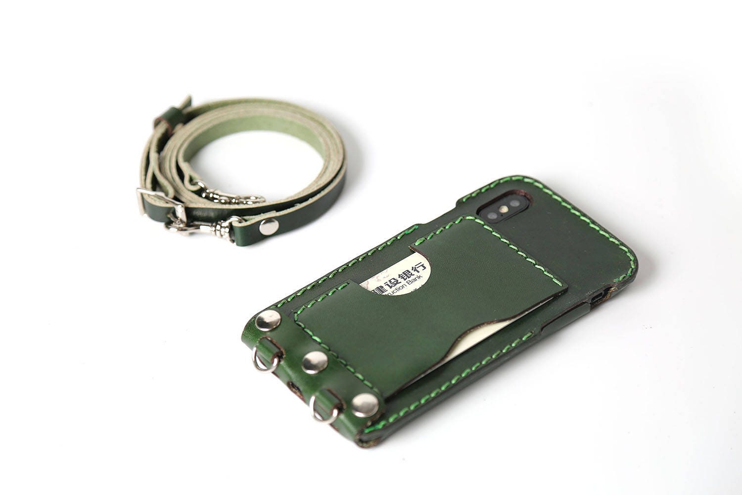 Custodia Portafoglio In Vera Pelle Bovina Per IPhone 16e, 15, 14, 13, 12 &ndash; Flip Case Con Cinghia