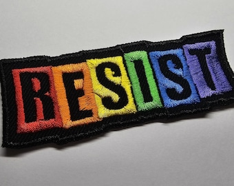 Patch bordado Resist Rainbow