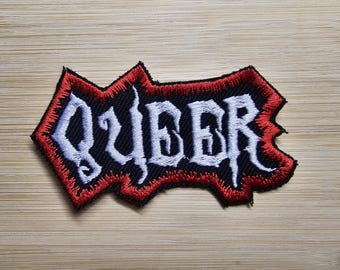 Naszywka żelazna Queer Gothic LGBTQ+ z haftem Pride