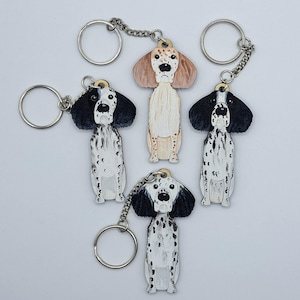 English setter wooden keyring