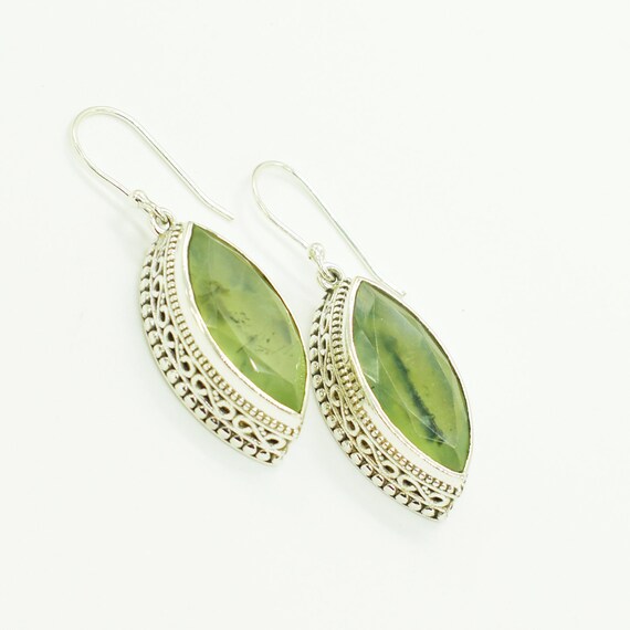 Mint Green Earrings Prehnite Earrings Boho Drop Earrings Small Earrings Summer Earrings Minimalist Earrings Peridot Green Earrings