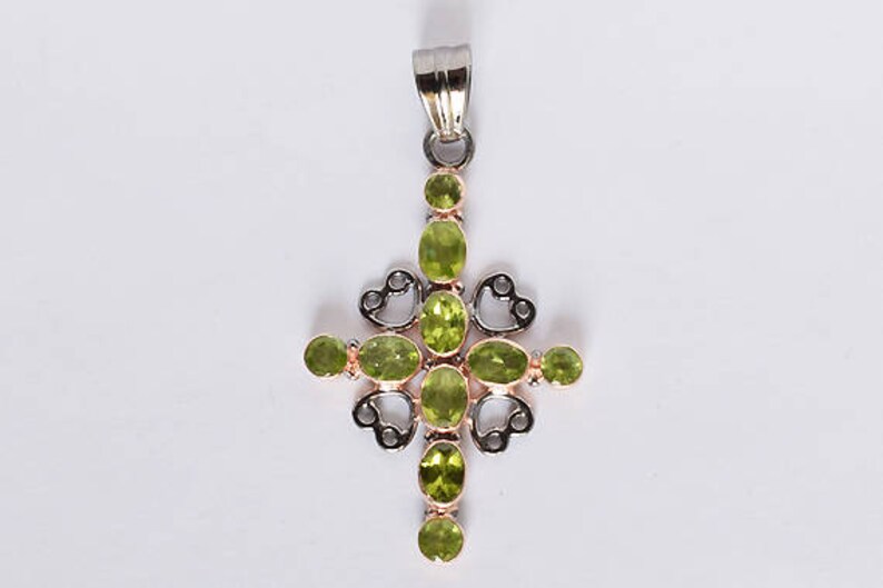 FSJ-744 Anniversary Gift 925 Solid Sterling Silver Luxury Jewellery Green Peridot Gemstone Pendant With Cross Design Faceted Cut Stone