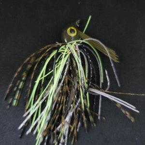 Custom SwimJig Lure 60 Degree 4/0 Hook 3/8oz Green Black Flake