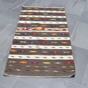 Oriental pattern kilim rug, Small kilim rug, Turkish handmade wool kilim rug, Oushak rug, Tribal rug, Boho decor, Kilim, 2.5 x 4.8 ft ML0911