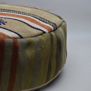 Pouf kilim fatto a mano, copertura del cuscino rotondo, pouf in stile marocchino, cuscino ottomano, pouf arredamento Boho, cuscino da pavimento decorativo, Beanbag, codice 386 immagine 4