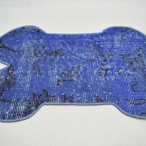 Dog lover gift, Cat lover gift, Pet gift, Pet placemat, Water bowl mat, Food bowl rug, Bone shaped mat, Pet food mat, Puppy gift Dog mat 283