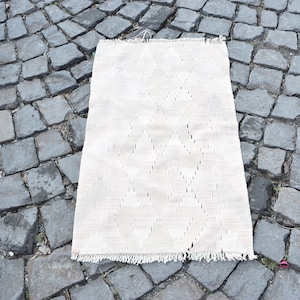 Doormat kilim rug, Oriental kilim rug, Small rug, Floor rug, Turkish vintage handmade kilim rug, Bohemian rug, Rug, 1.8 x 3.3 ft, ML1300
