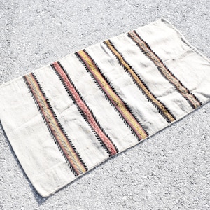 Doormat kilim rug, Oriental kilim rug, Small rug, Organic rug, Turkish vintage handmade kilim rug, Bohemian rug, Rug, 2.2 x 3.9 ft, ML1173