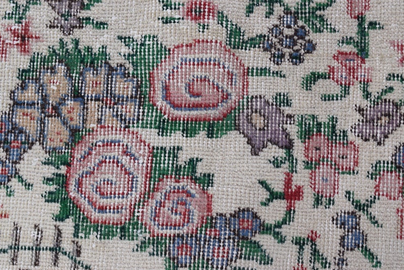 Vintage rug Bohemian decor Turkish rug Small rug Circle rug 3.9 x 3.9 ft Round rug ML1500 Decorative rug Doormat rug Floral rug