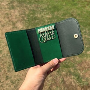 Personalized Handmade Key Holder | Green Buttero | Elegant Key Wallet with Premium Amiet Keyplates | Perfect Gift for Relocation